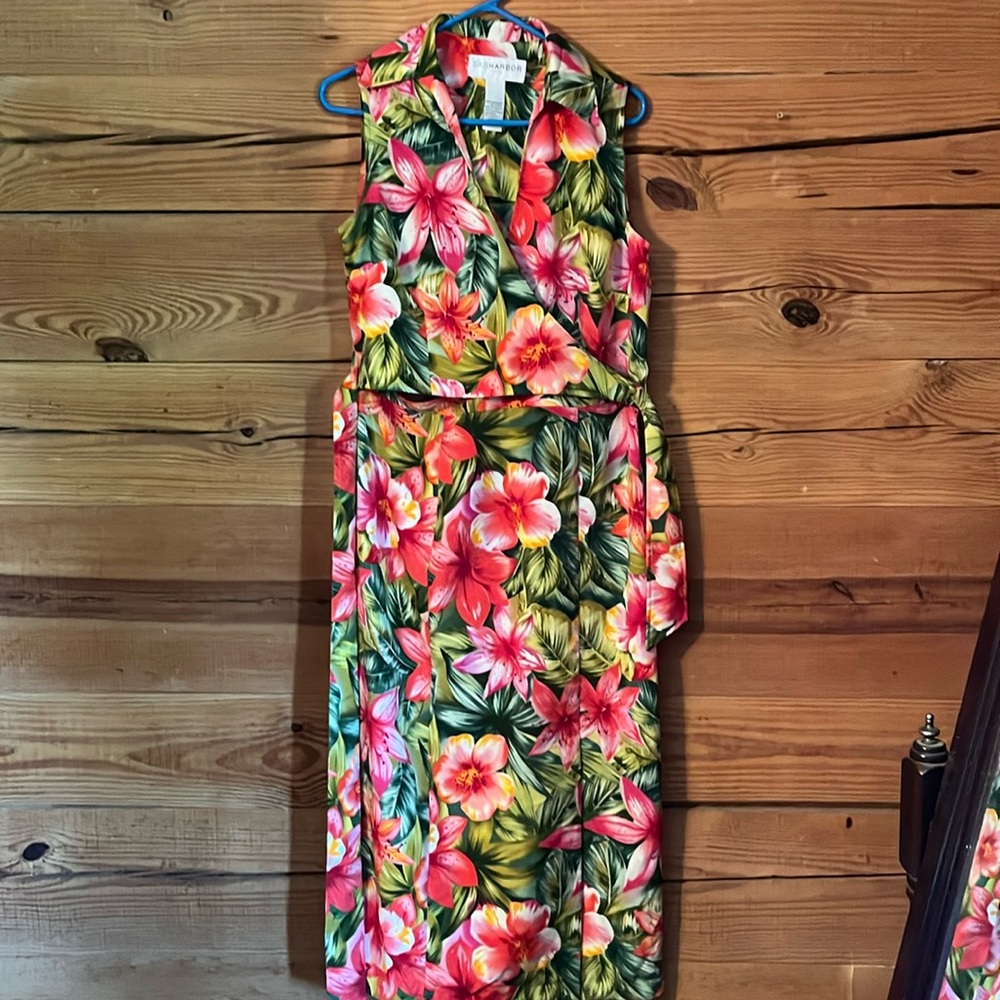 Floral Wrap Dress size 10